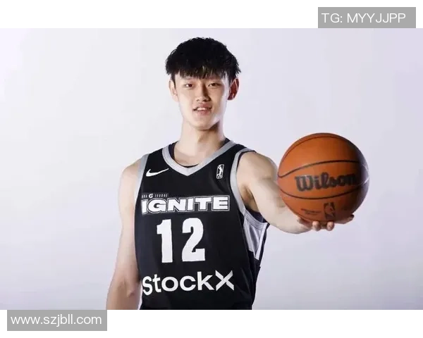 曾凡博：从青涩新星到篮球赛场的闪耀之星的成长之路